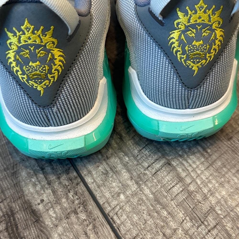 Men’s NIKE LeBron Witness VII Flat Pewter Mint Sneakers (Size 11) - Picture 13 of 13